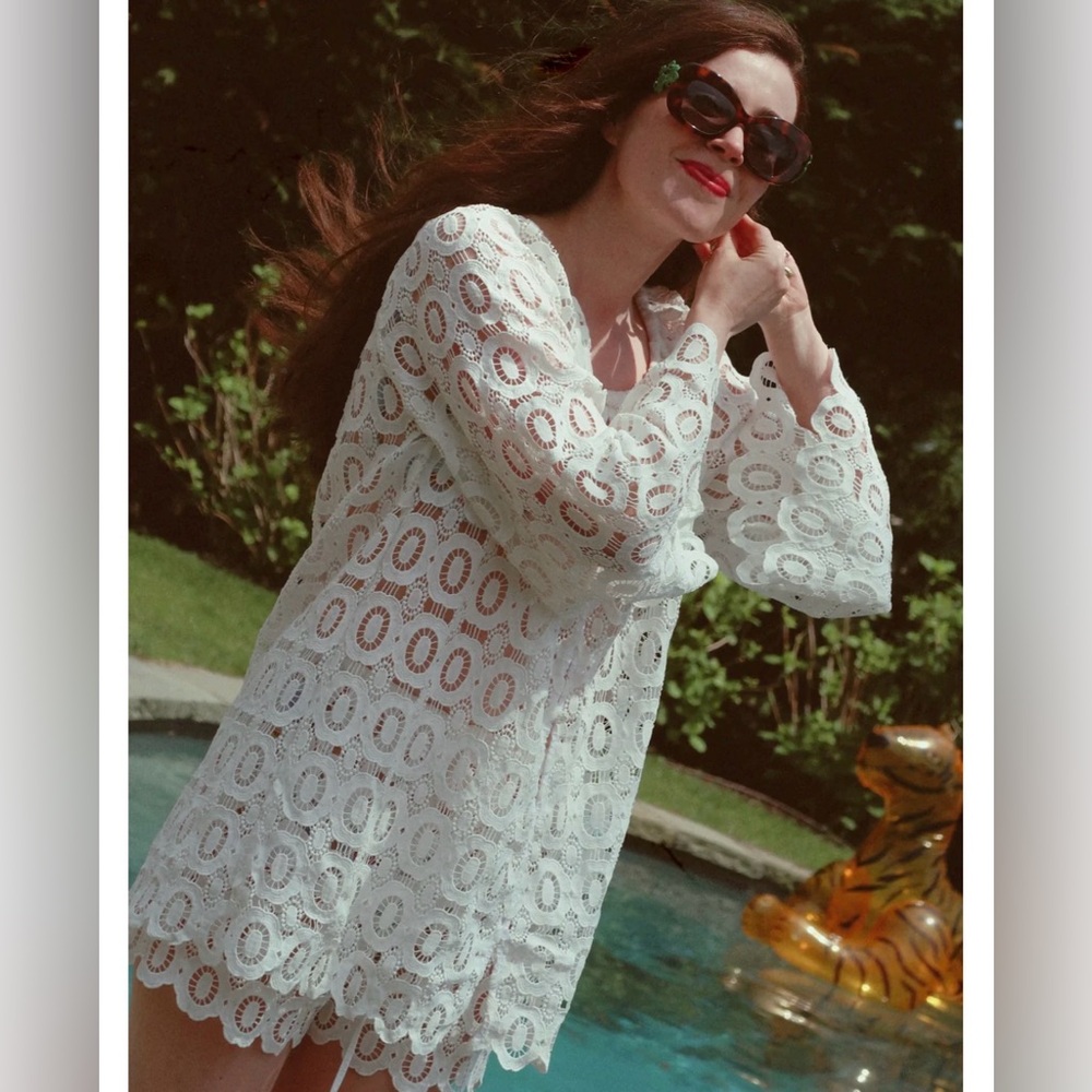 Hill House Enella Tunic White Broderie Lace Scalloped Hem Daisy Button